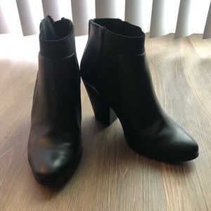 Apt 9 Black Boots